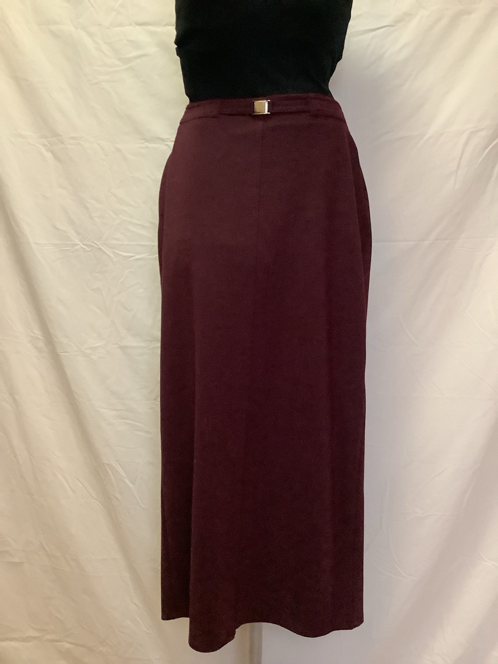New York & Company Vintage Skirt-Maroon Burgundy Knit-Straight-Stretch Waist-S